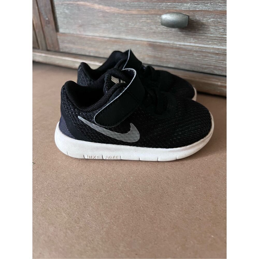 Nike Free Run 2 'Black White size 6 C